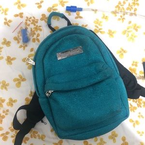 Vibedration Hydration Backpack 1 L